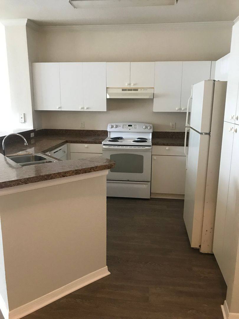Apartment for rent at 3621 Conroy Rd, Orlando, FL 32839