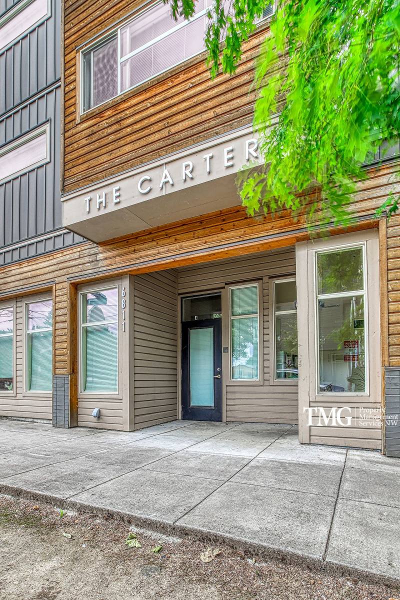 Apartment for rent at 6811 NE Grand Ave, Portland, OR 97211