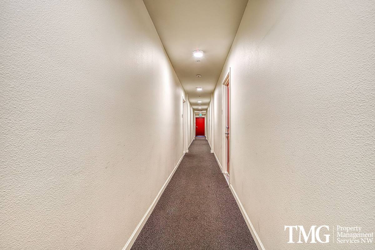 Apartment for rent at 6811 NE Grand Ave, Portland, OR 97211