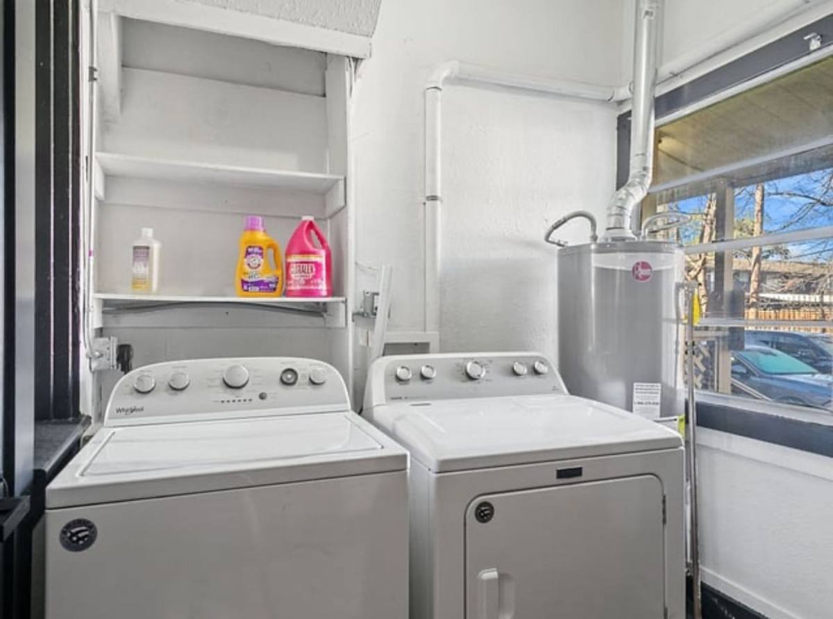 Apartment for rent at 4717 Gaston Ave, Dallas, TX 75246