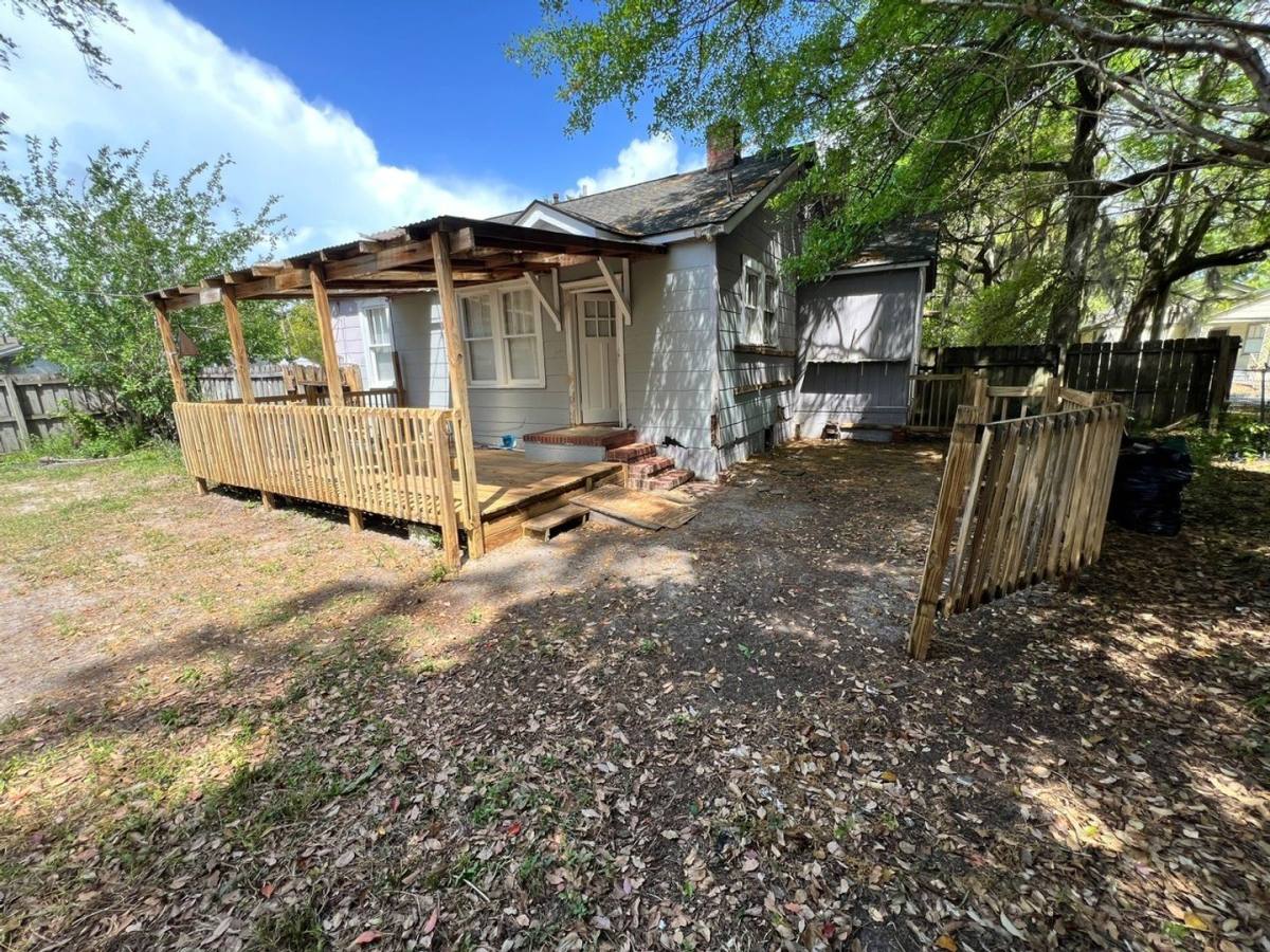 House for rent at 2201 Mississippi Ave, Savannah, GA 31404