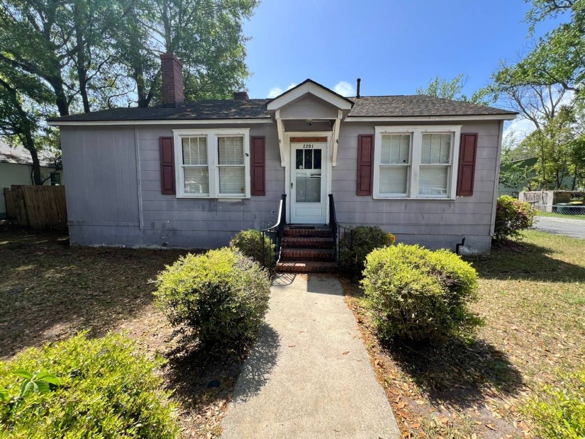 House for rent at 2201 Mississippi Ave, Savannah, GA 31404