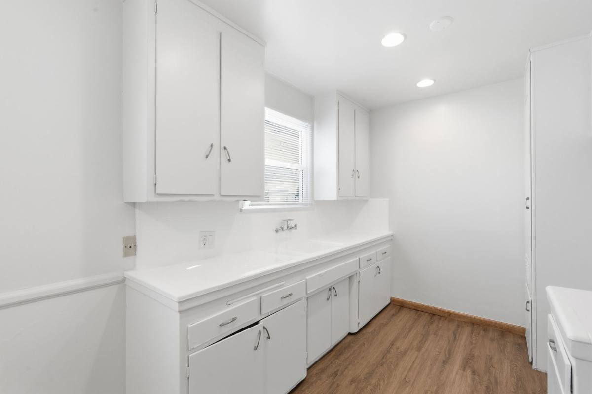 Apartment for rent at 20610 Hartland St, Winnetka, CA 91306