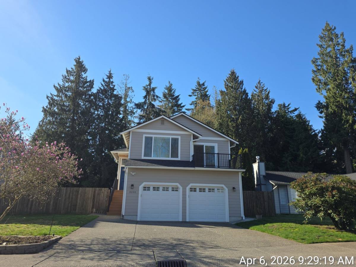 House for rent at 3231 S 299th St, Auburn, WA 98001