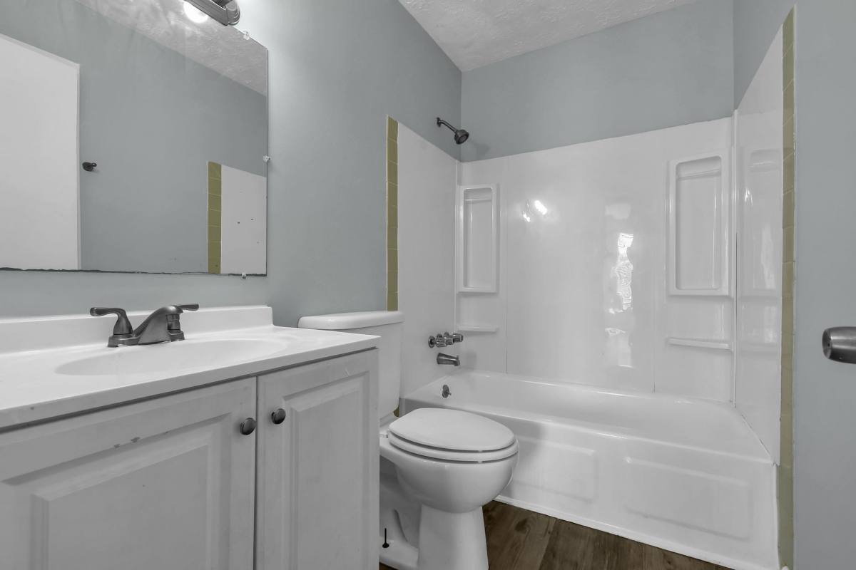 Apartment for rent at 2200 Walford Lane #100, Columbus, OH 43224