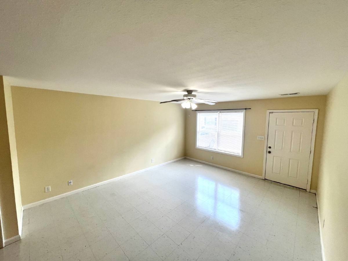 Townhouse for rent at 9103 Pembroke Oak Grove Rd #4E, Oak Grove, KY 42262