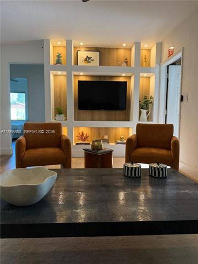 Apartment for rent at 11201 NE 10th Ave, Miami, FL 33161