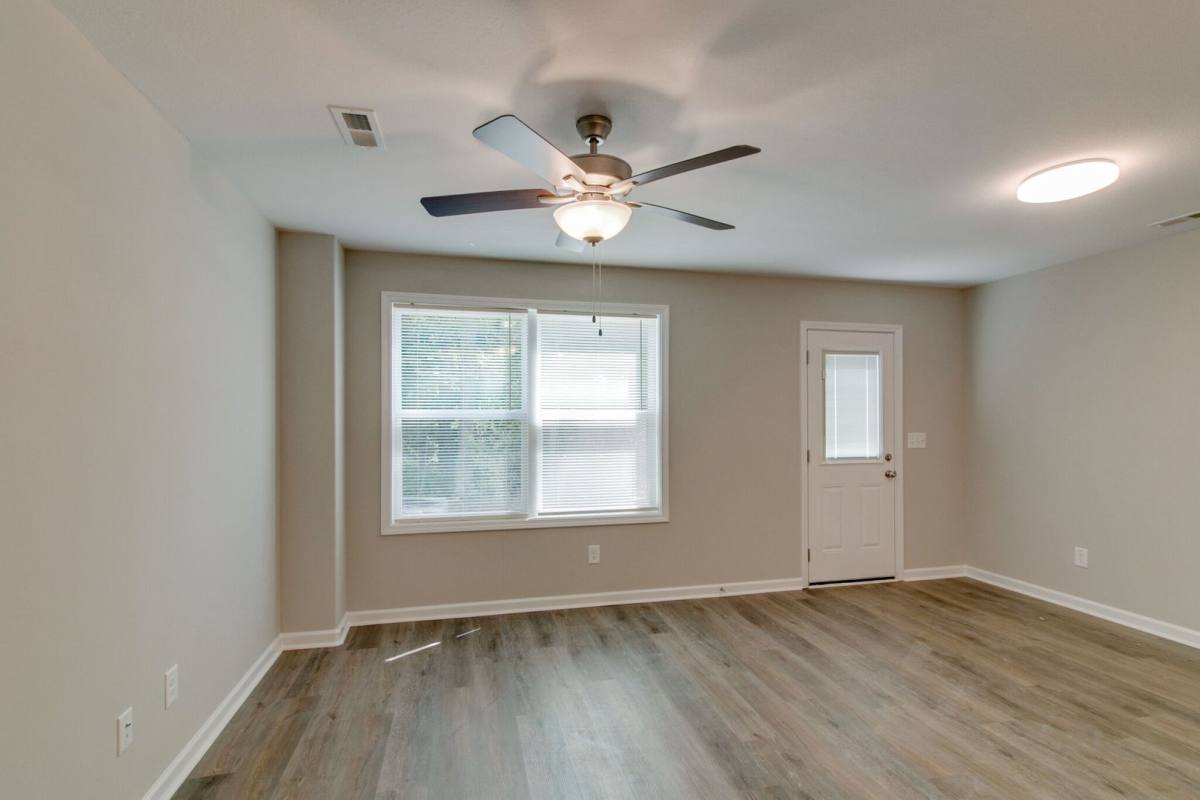 Townhouse for rent at 947 Center Rd, Clarksville, TN 37042