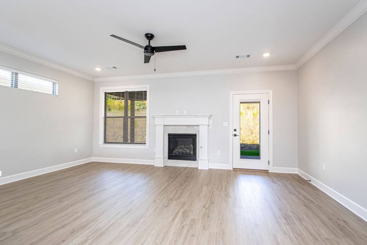 House for rent at 302 Kanis Ridge Dr, Little Rock, AR 72223