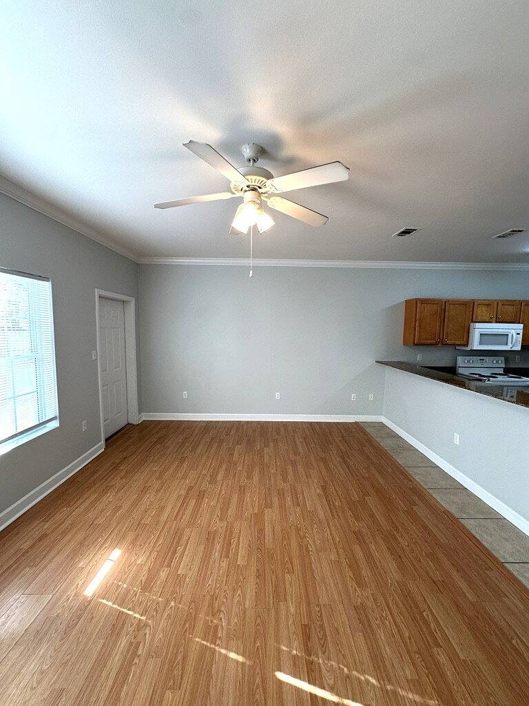 Townhouse for rent at 121 Tooke St, Fort Walton Beach, FL 32547