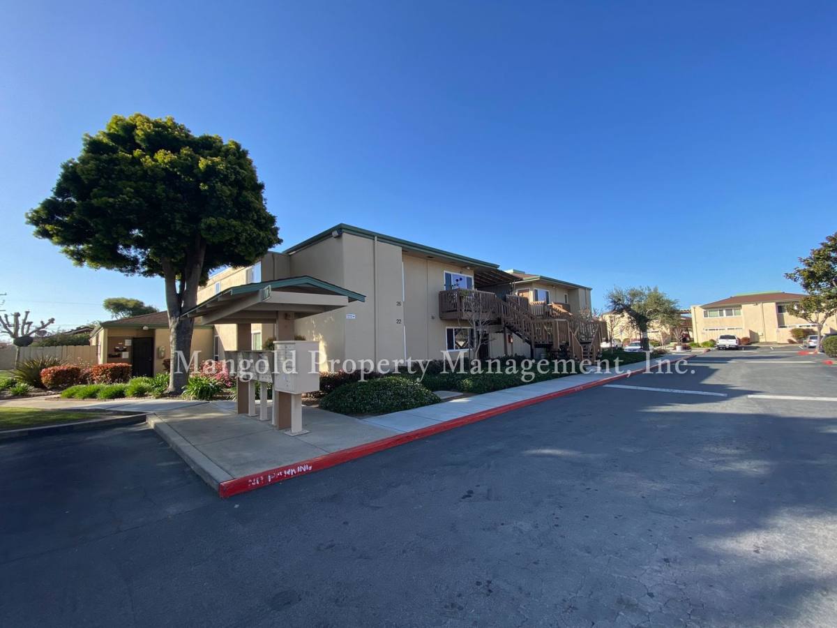 Apartment for rent at 1112 Del Monte Ave, Salinas, CA 93905
