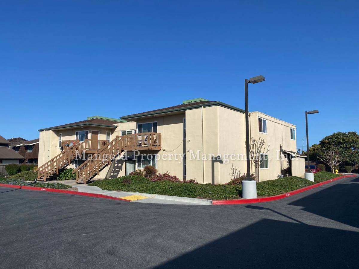Apartment for rent at 1112 Del Monte Ave, Salinas, CA 93905
