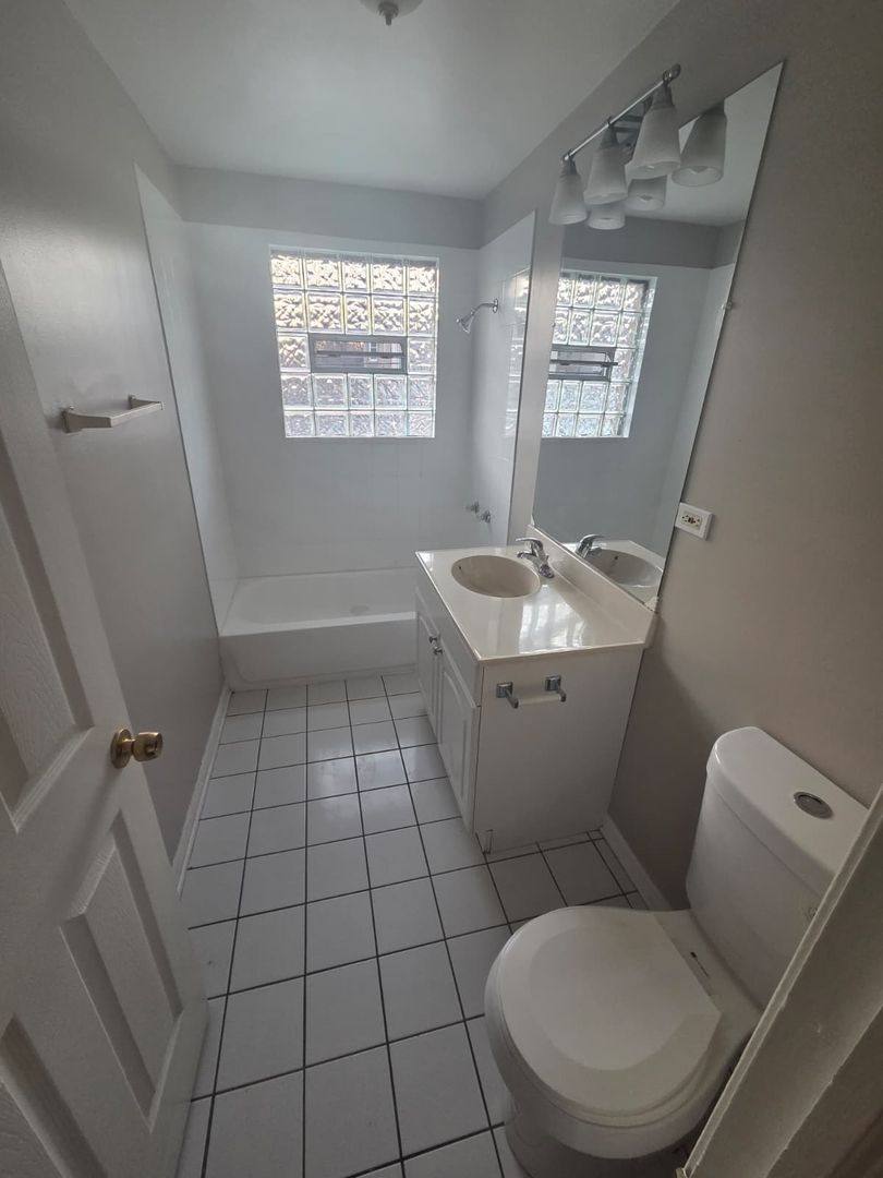 Apartment for rent at 1840-54 S Fairfield Ave, Chicago, IL 60608