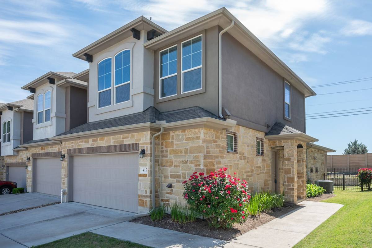 Townhouse for rent at 415 Epiphany Lane, Pflugerville, TX 78660