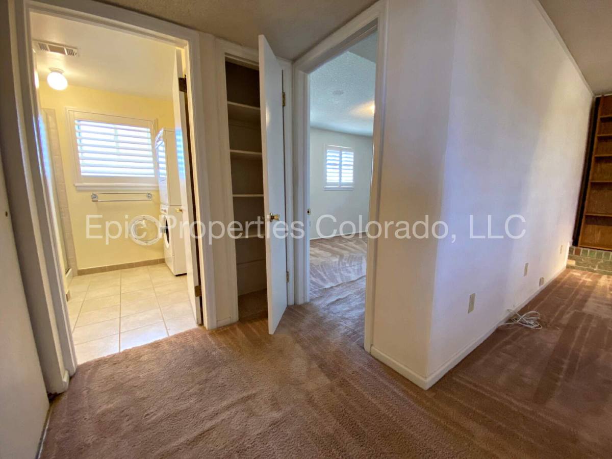 House for rent at 11259 E Alaska Place, Aurora, CO 80012