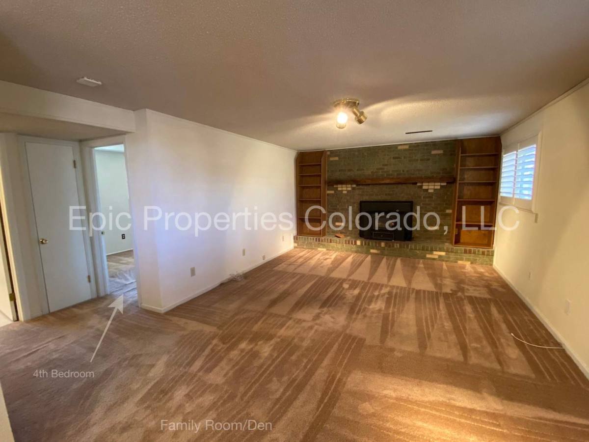 House for rent at 11259 E Alaska Place, Aurora, CO 80012
