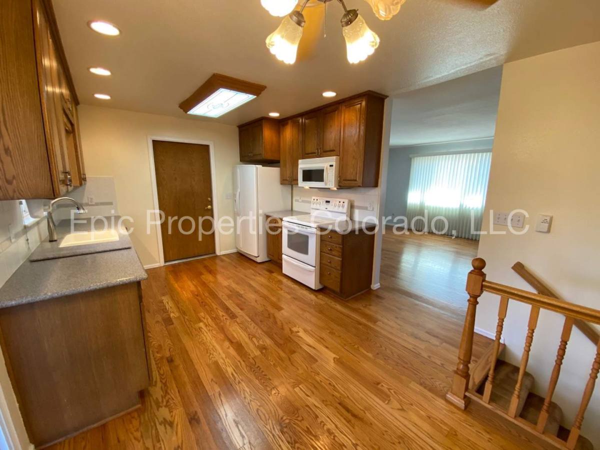 House for rent at 11259 E Alaska Place, Aurora, CO 80012