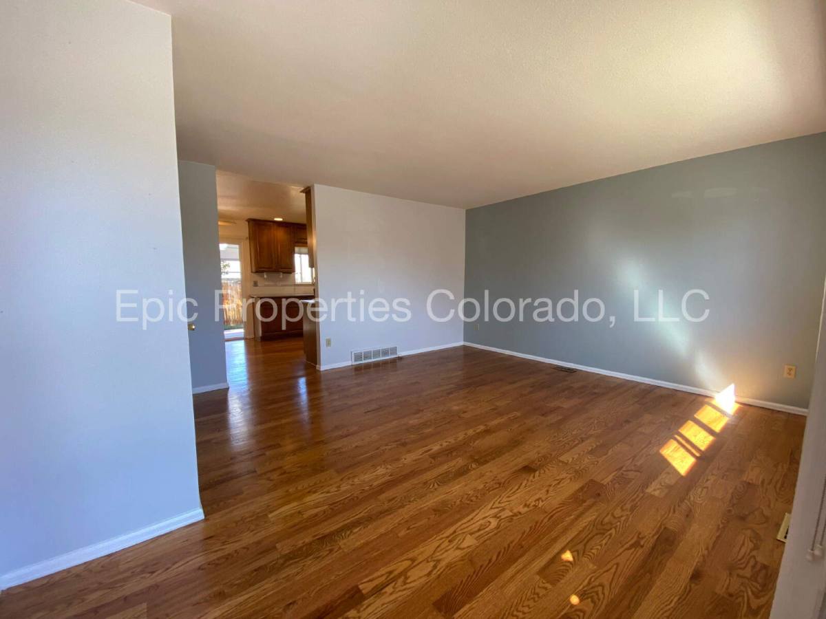 House for rent at 11259 E Alaska Place, Aurora, CO 80012