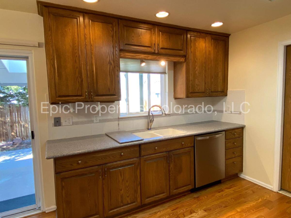 House for rent at 11259 E Alaska Place, Aurora, CO 80012