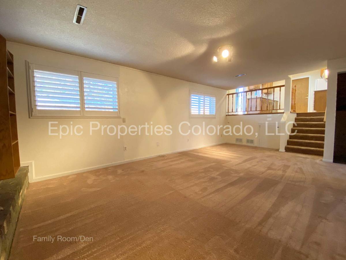 House for rent at 11259 E Alaska Place, Aurora, CO 80012