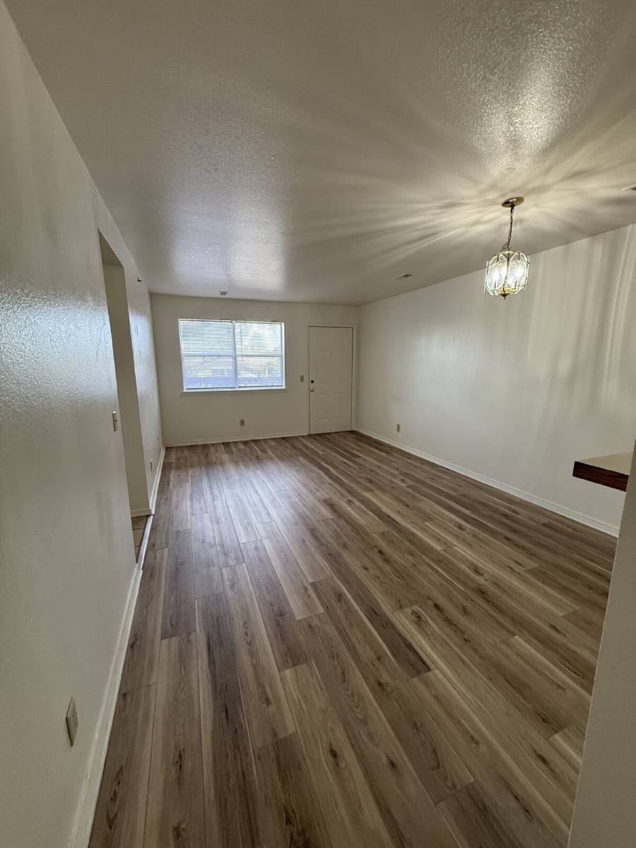 Apartment for rent at 428 Kays Lane #BLDG 1, Hollister, MO 65672