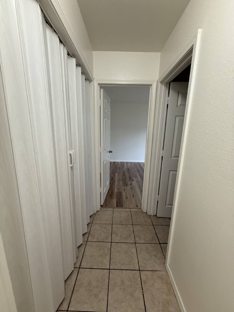 Apartment for rent at 428 Kays Lane #BLDG 1, Hollister, MO 65672