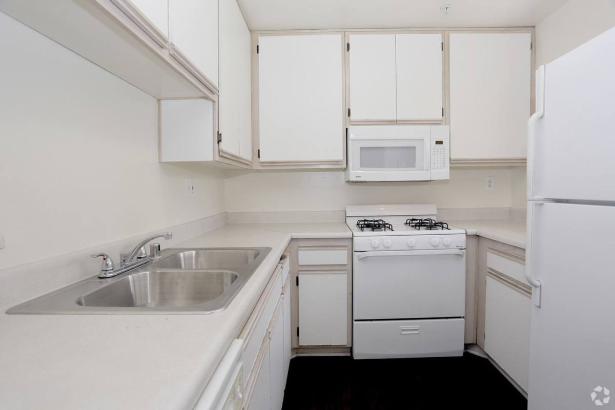 Apartment for rent at 18418 Dearborn St, Northridge, CA 91325