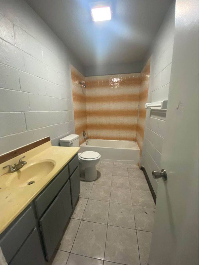 Apartment for rent at 1920 E Iowa Rd, Edinburg, TX 78542