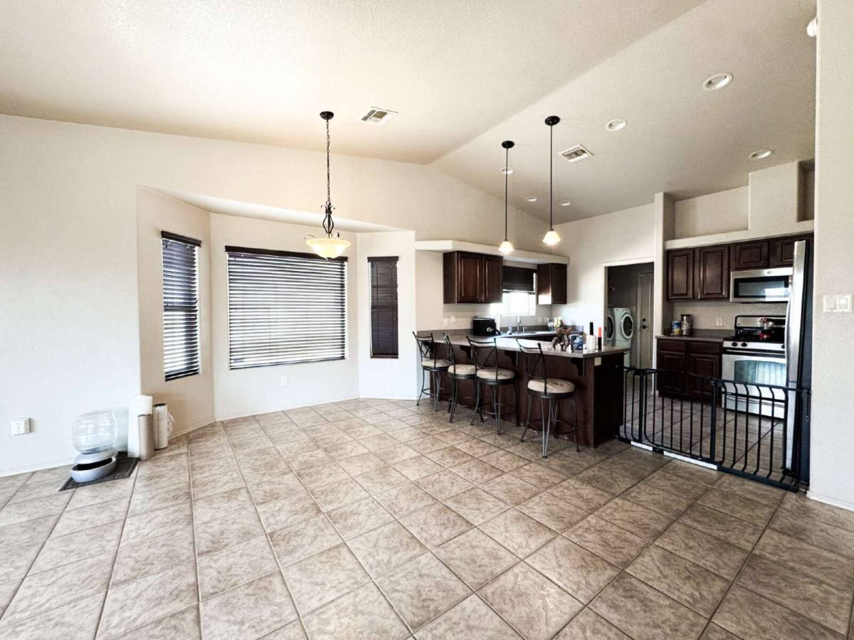 House for rent at 11597 E 25th St, Yuma, AZ 85367