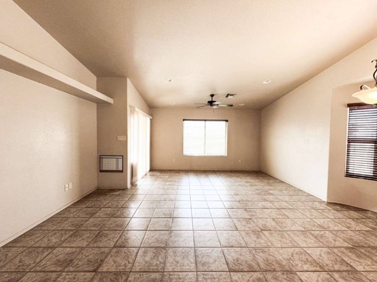 House for rent at 11597 E 25th St, Yuma, AZ 85367