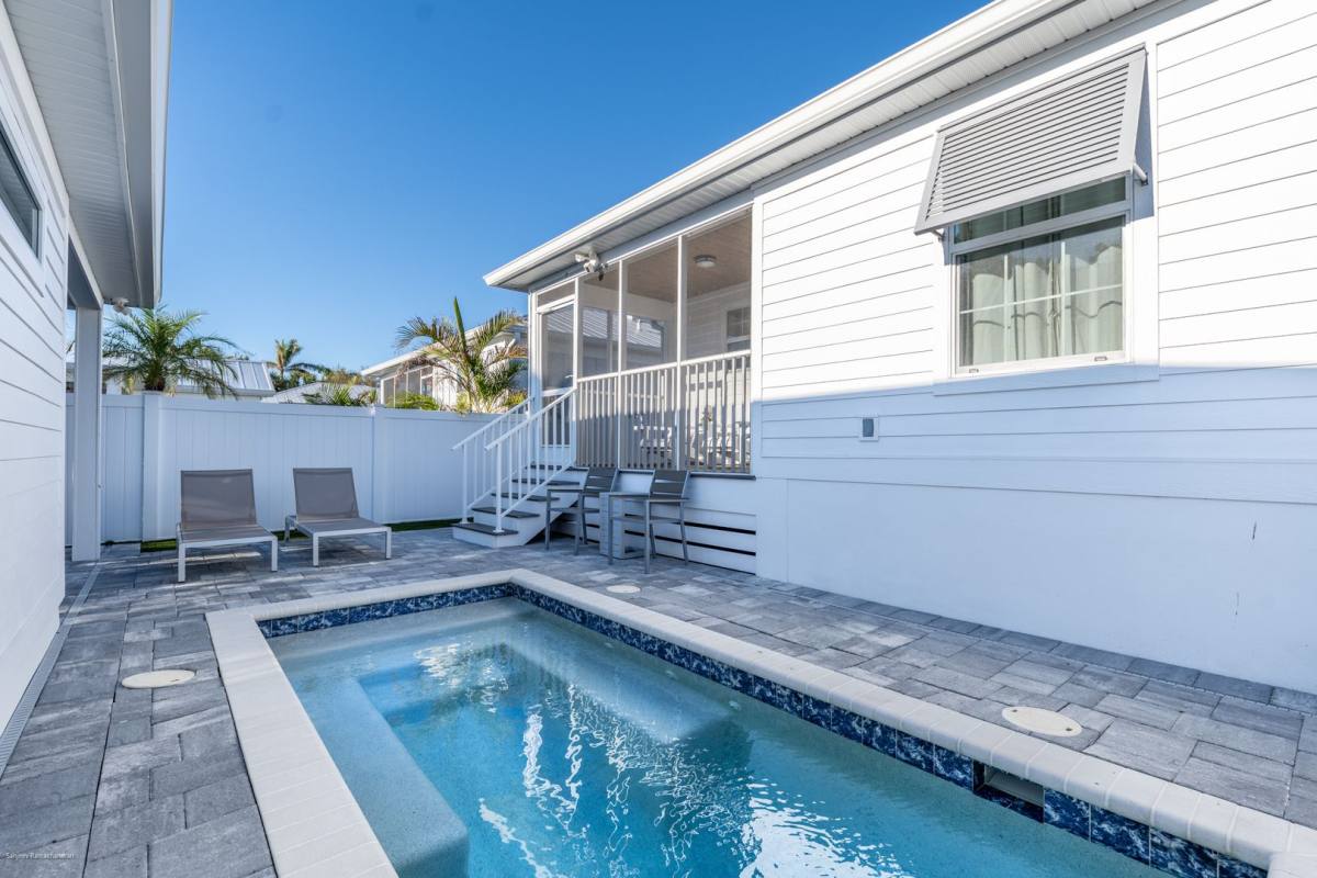 Apartment for rent at 327 Harvey St, Punta Gorda, FL 33950