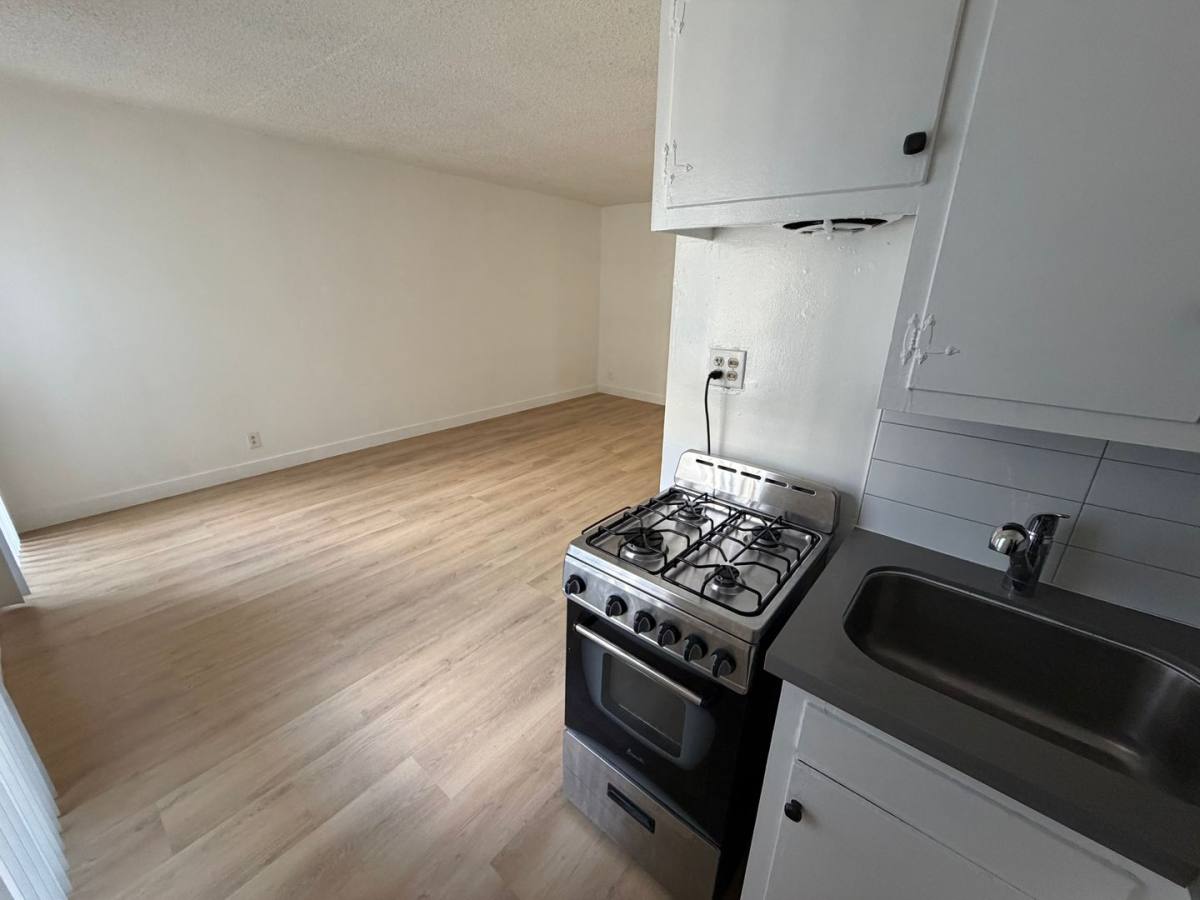 Apartment for rent at 11852 Gorham Ave, Los Angeles, CA 90049