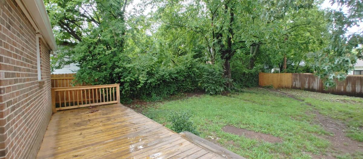 House for rent at 2111 Oak St, Chattanooga, TN 37404