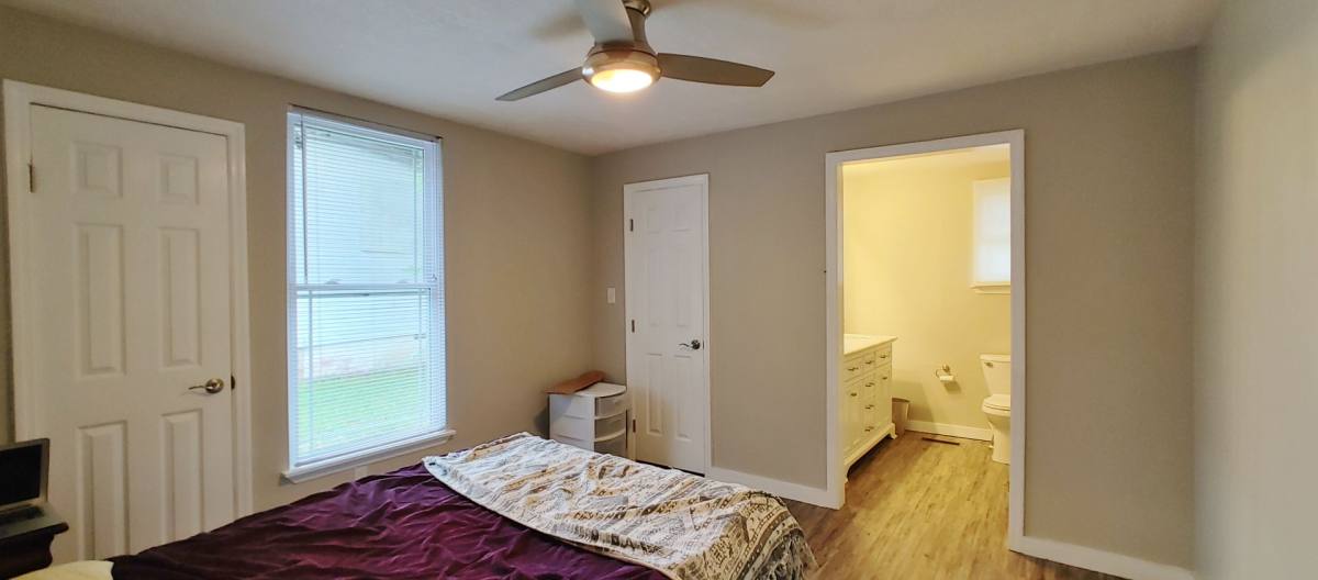 House for rent at 2111 Oak St, Chattanooga, TN 37404