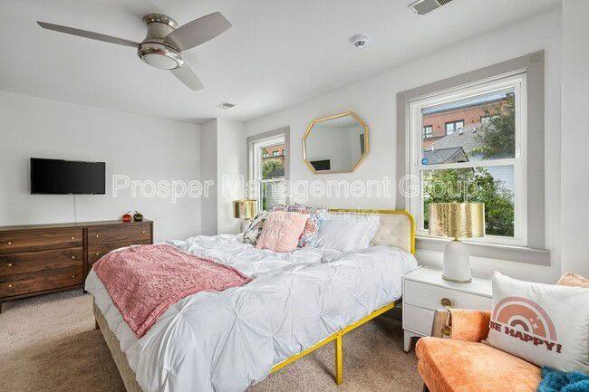 Townhouse for rent at 201 Nassau St, Charleston, SC 29403