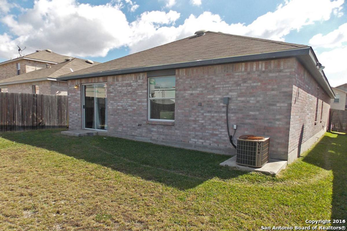 House for rent at 8304 Heights Valley, Converse, TX 78109