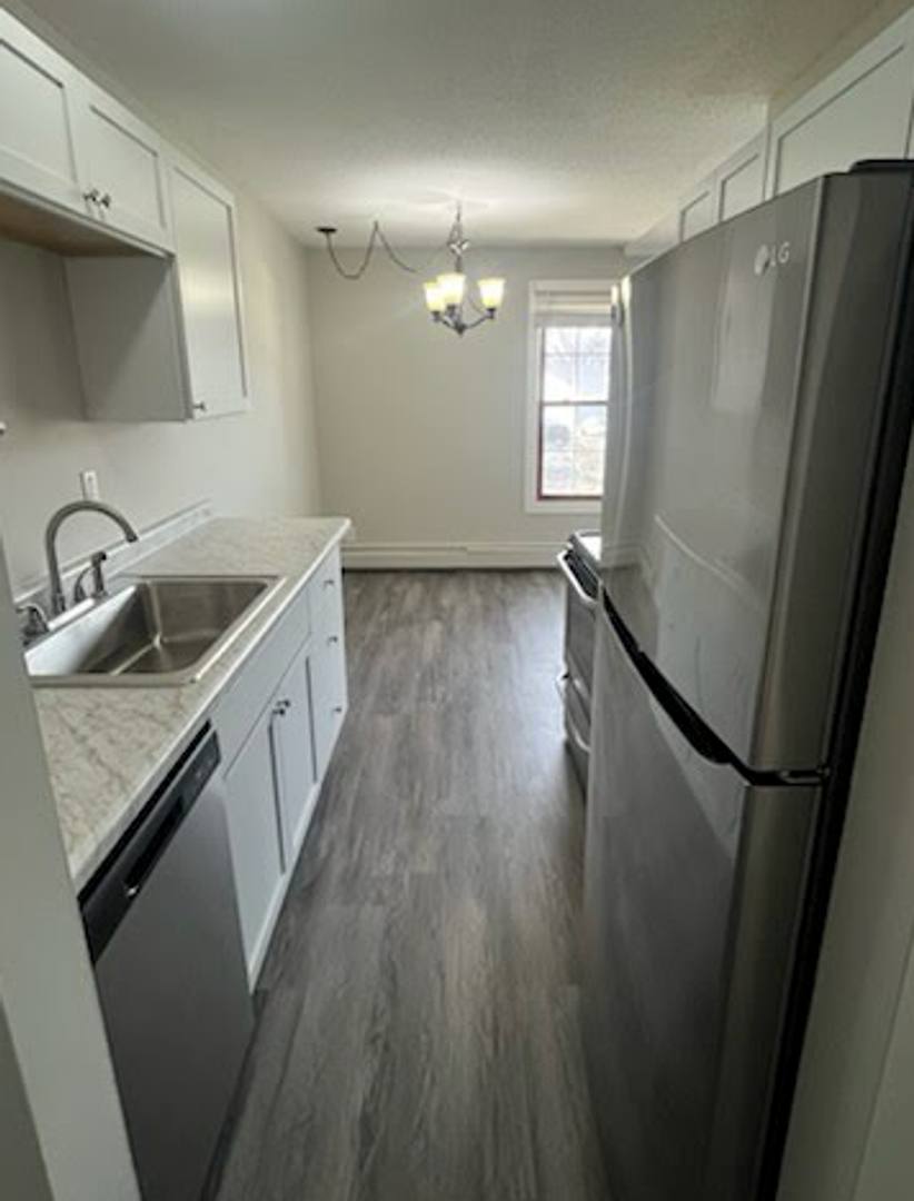 Apartment for rent at 926 Westbrooke Way, Hopkins, MN 55343