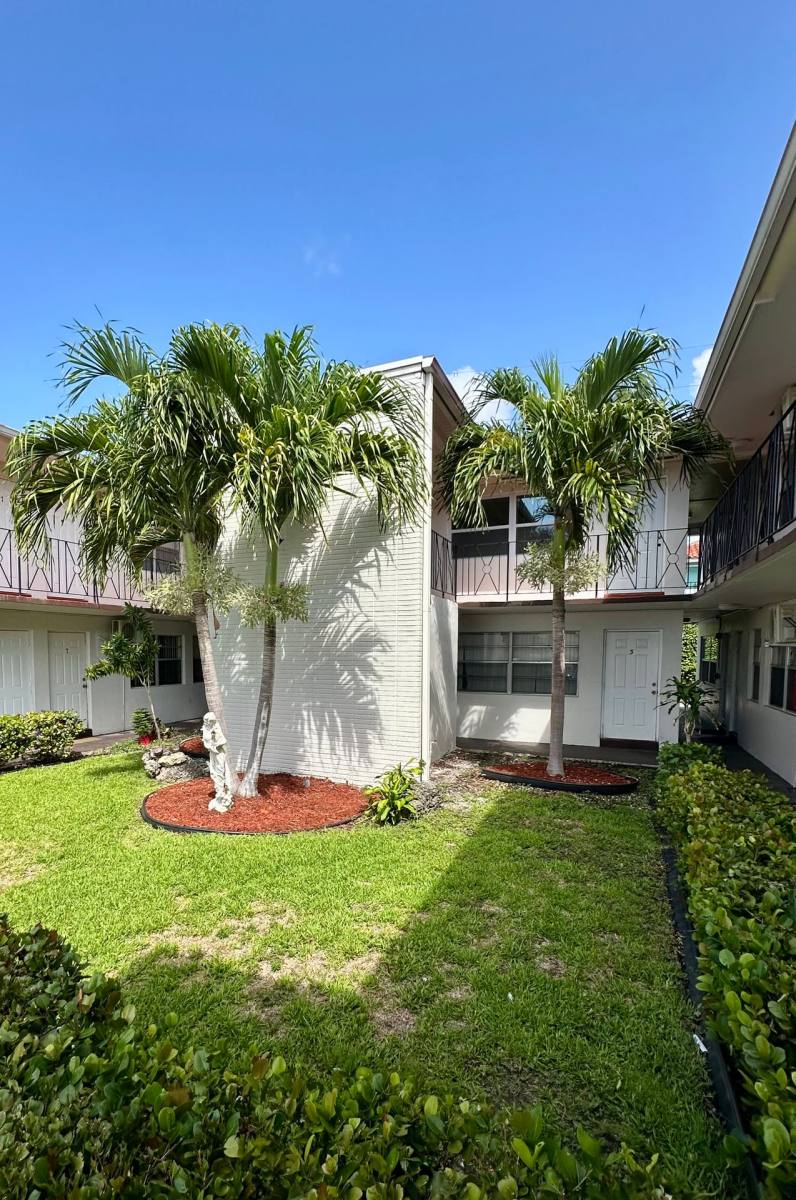 Apartment for rent at 11605-07 Canal Dr #8, Miami, FL 33181