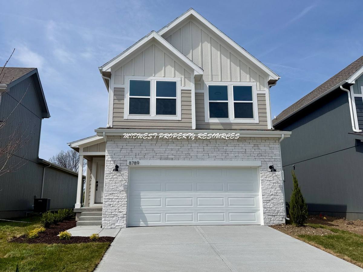 House for rent at 8789 SW 10th St, Lees Summit, MO 64064