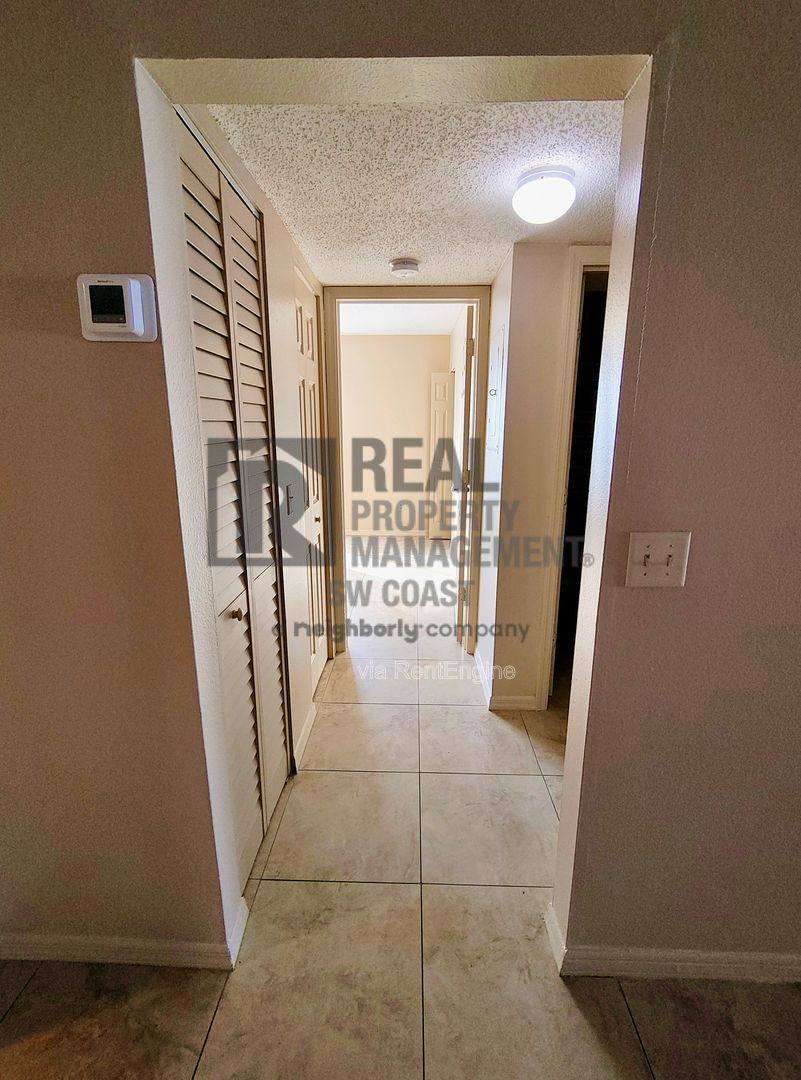 Apartment for rent at 12471 McGregor Blvd #10 1, Fort Myers, FL 33919