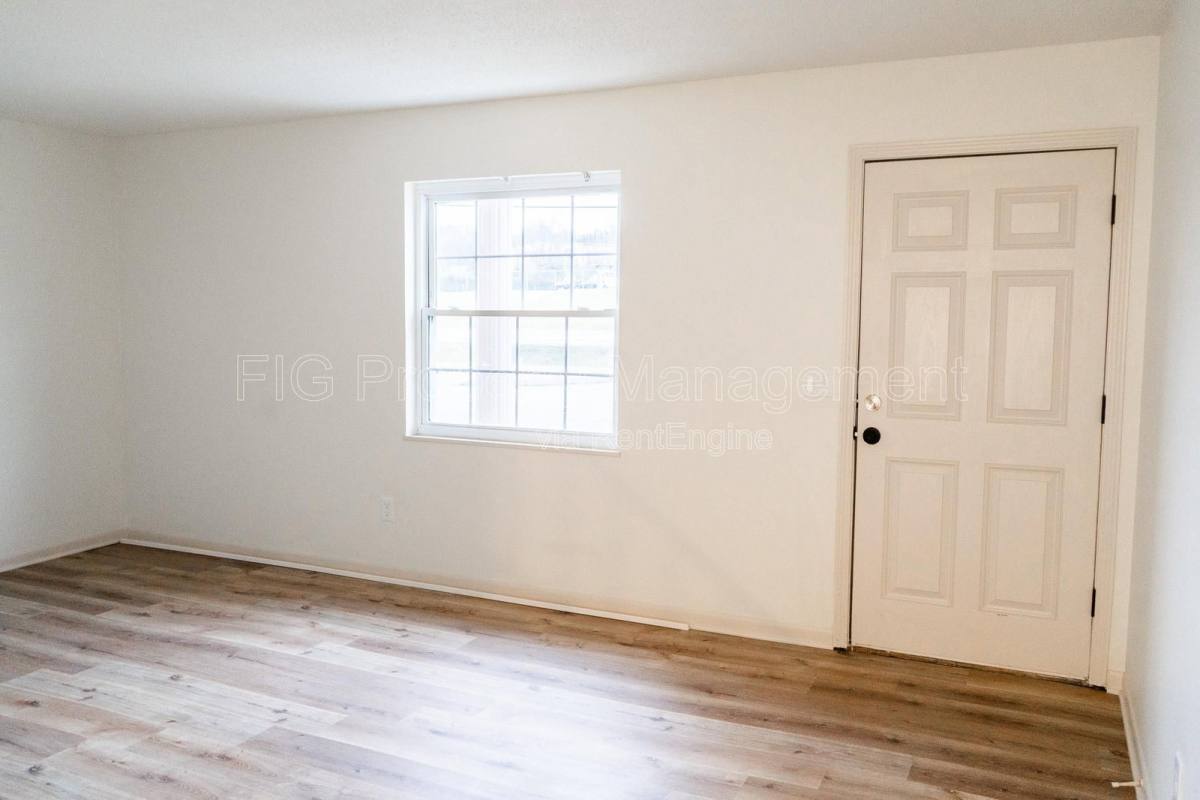Apartment for rent at 3120 E Governor John Sevier Highway, Knoxville, TN 37914