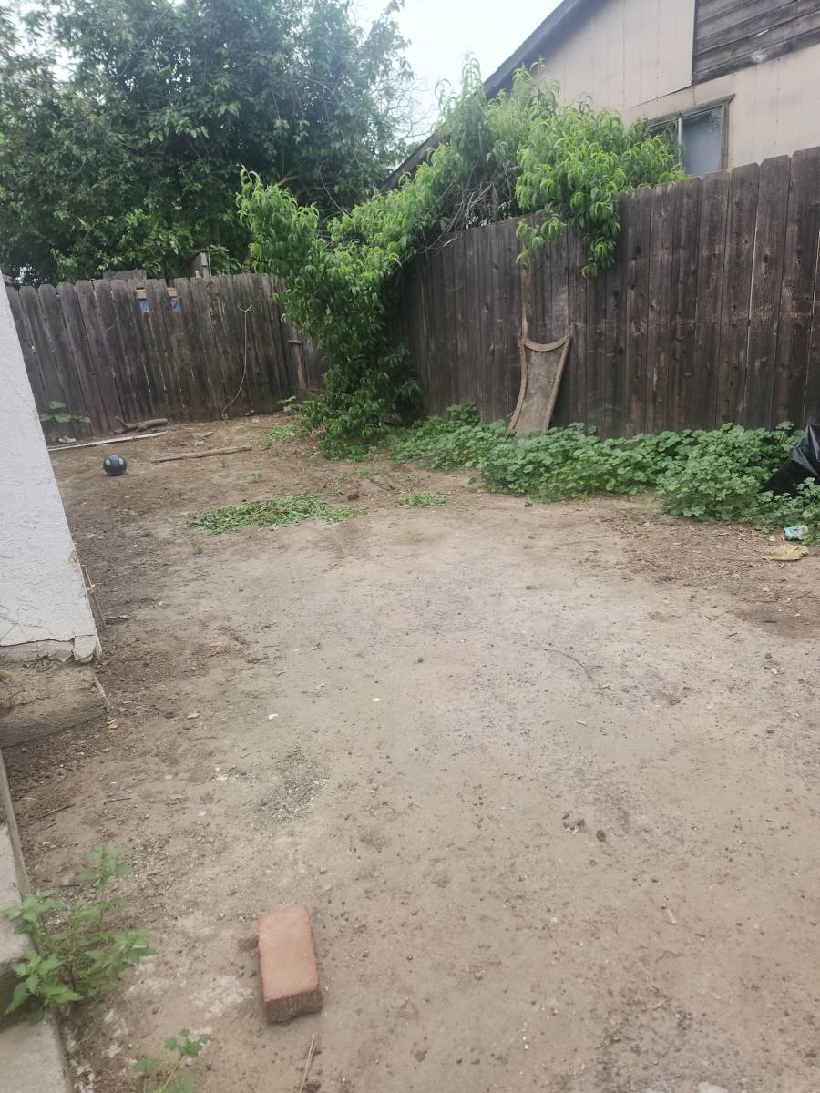 House for rent at 153 W 12th St #B, Merced, CA 95340