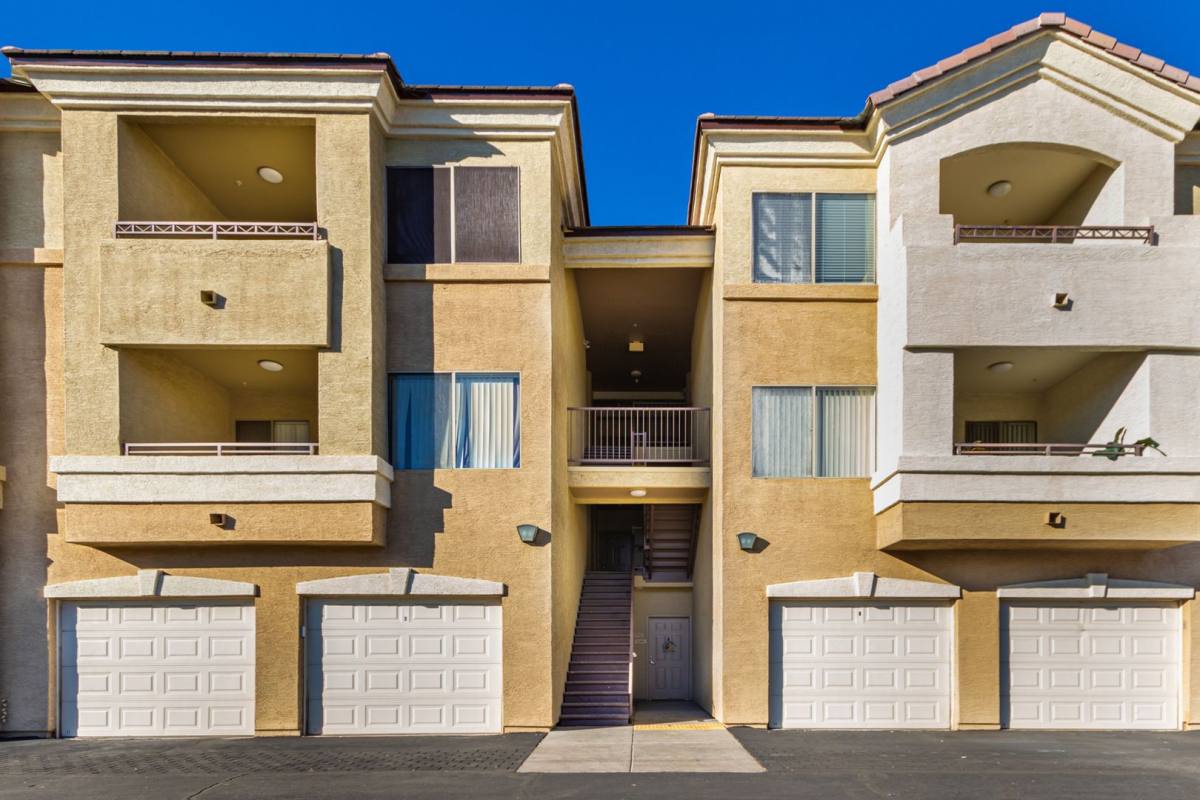 Condo for rent at 18416 N Cave Creek Rd, Phoenix, AZ 85032