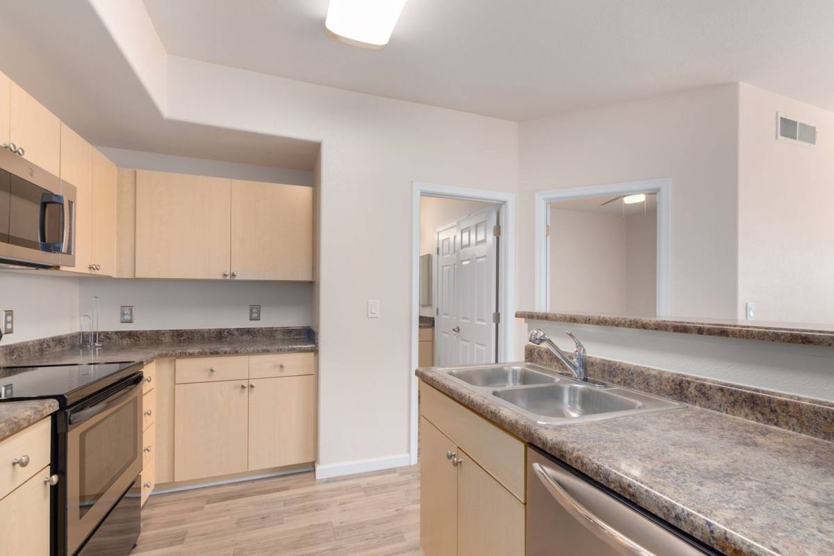 Condo for rent at 18416 N Cave Creek Rd, Phoenix, AZ 85032