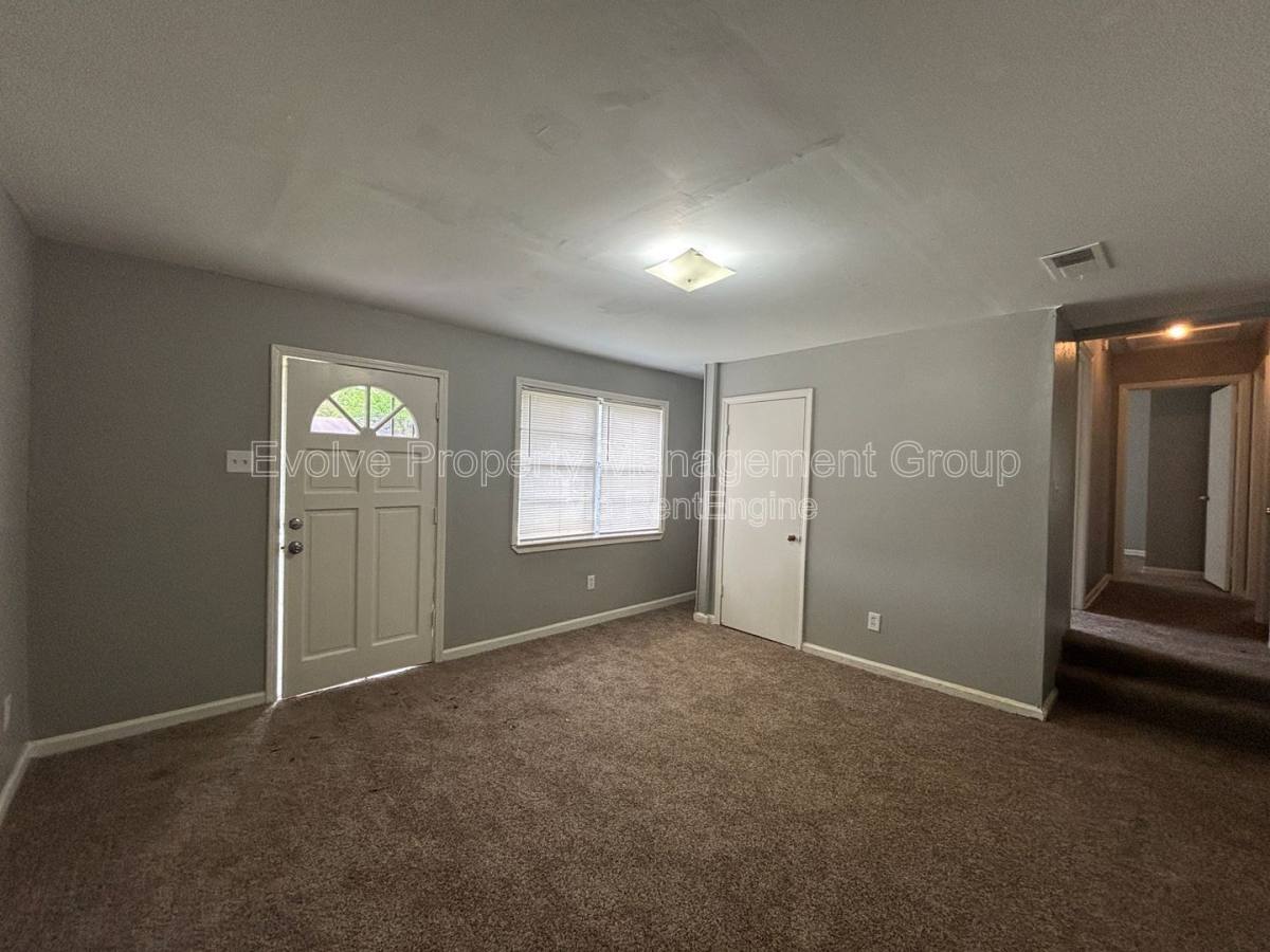 House for rent at 4268 Glenbrook St, Memphis, TN 38109