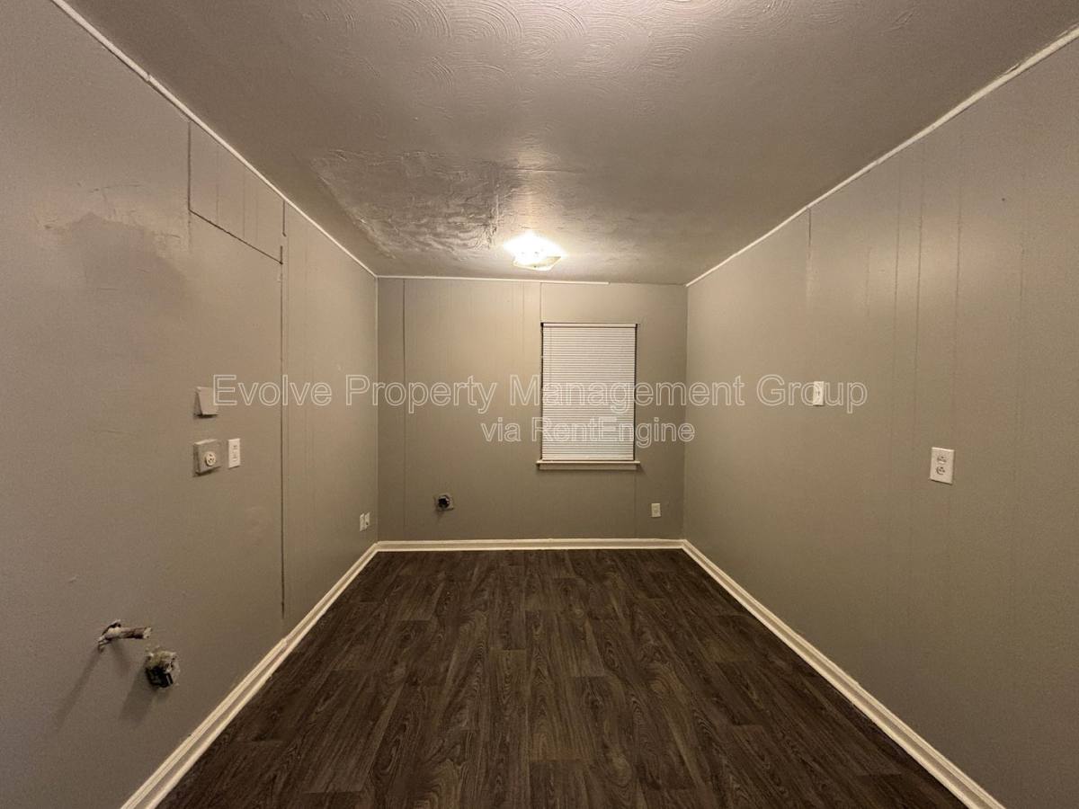 House for rent at 4268 Glenbrook St, Memphis, TN 38109