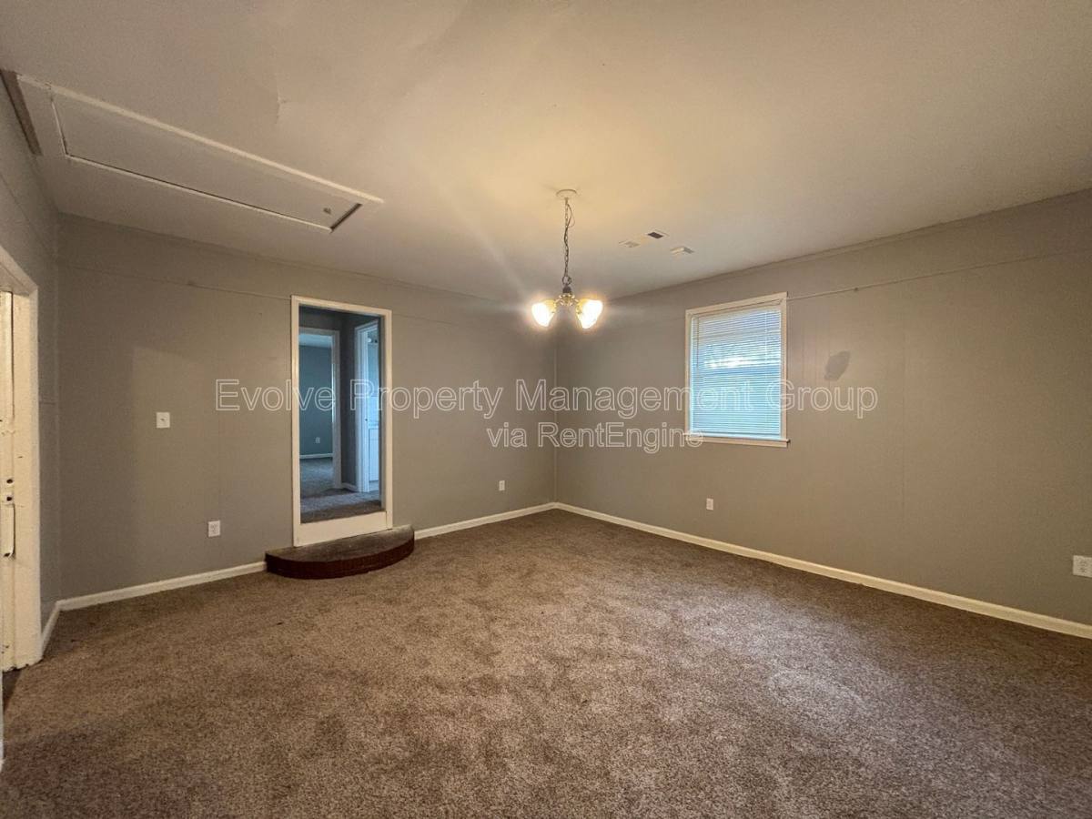 House for rent at 4268 Glenbrook St, Memphis, TN 38109