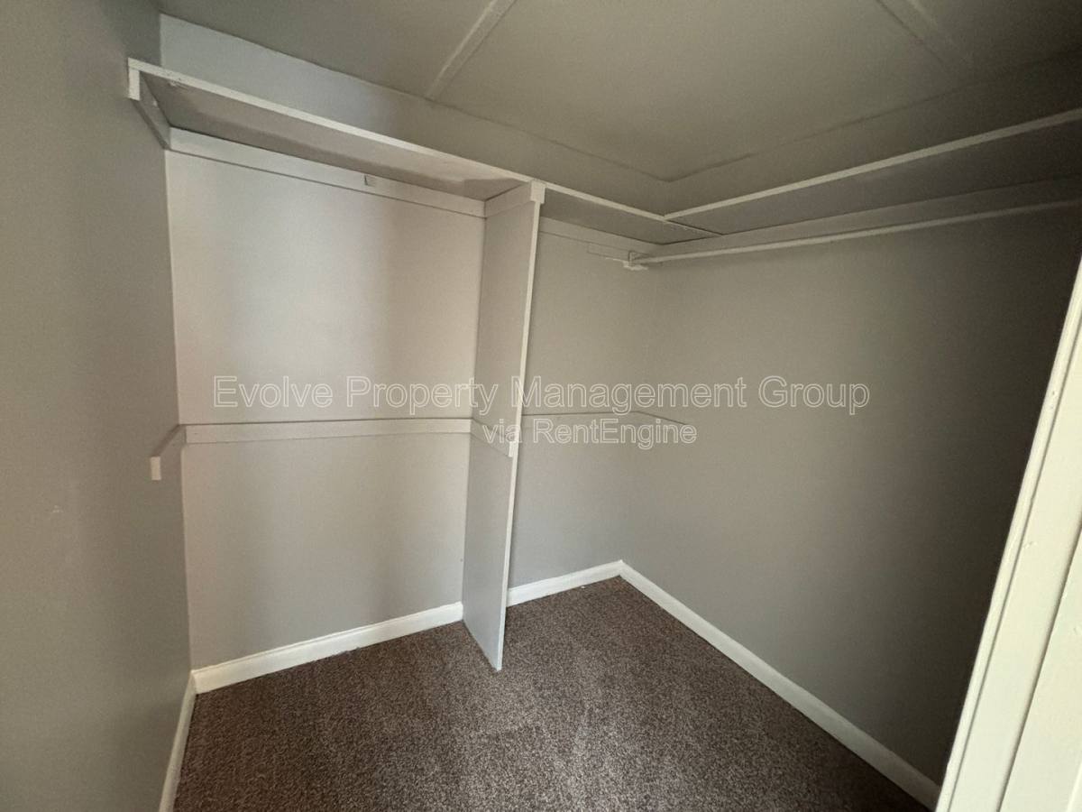 House for rent at 3723 Wilshire Rd, Memphis, TN 38111