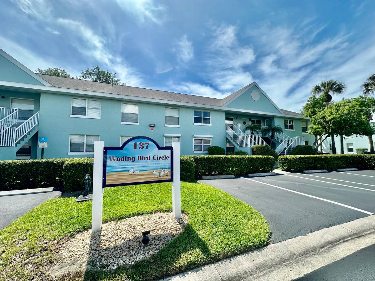 Condo for rent at 137 Wading Bird Circle, Naples, FL 34110