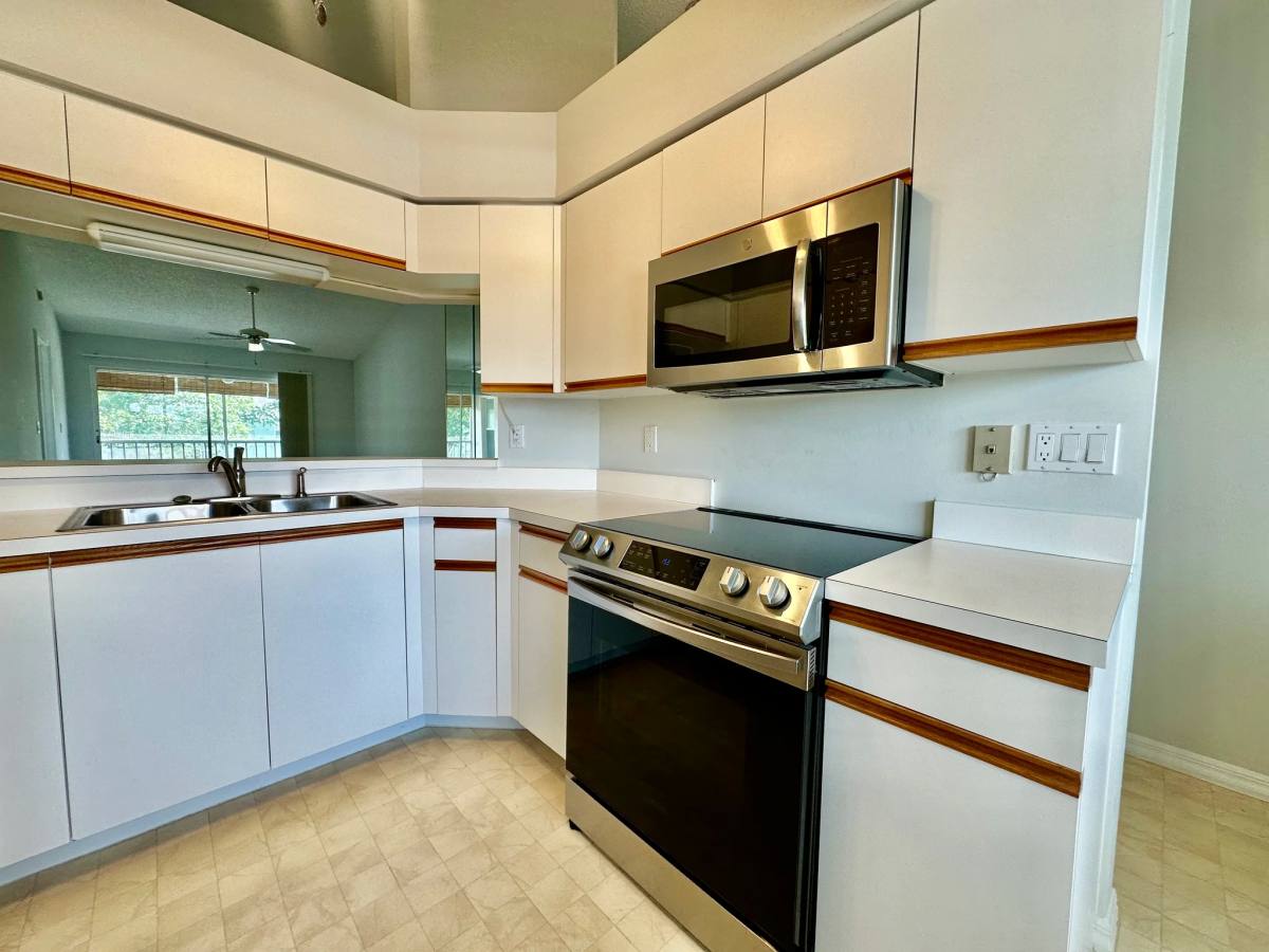 Condo for rent at 137 Wading Bird Circle, Naples, FL 34110